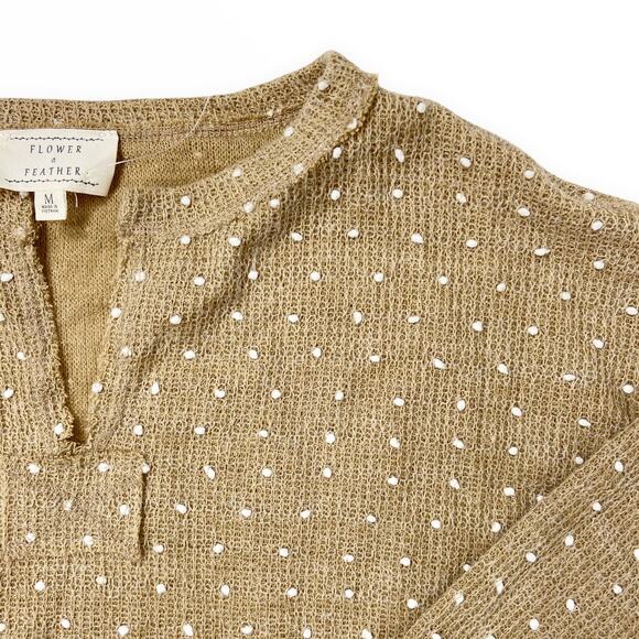 Flower and Feather Top Knit Tan White Polka Dot Textured Womens Size XL - Picture 7 of 9